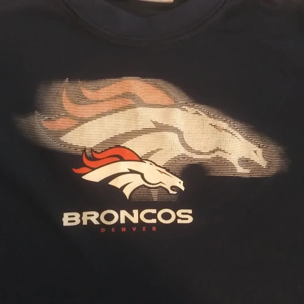 NFL Team Apparel boys size 2T Denver Broncos navy blue and white shirt